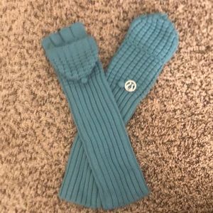 Lululemon gloves